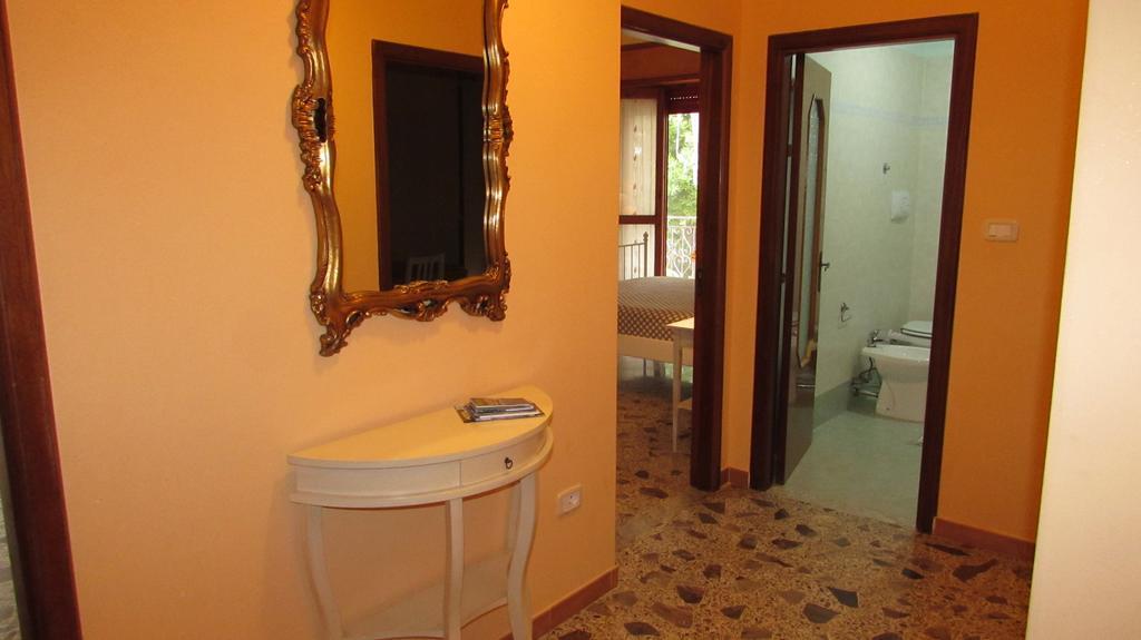 Villa Claudianna Bed&Bike Paestum Bagian luar foto